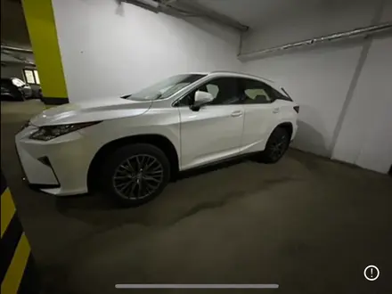 Lexus RX 200t 2017 года за 22 500 000 тг. в Алматы – фото 2