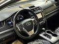 Toyota Camry 2014 года за 6 150 000 тг. в Актау – фото 22