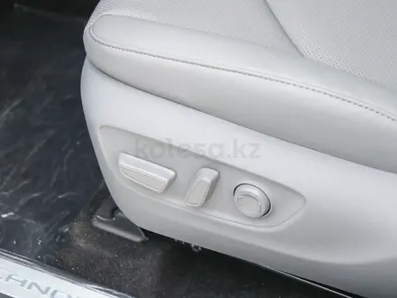 Toyota Highlander 2026 года за 39 800 000 тг. в Алматы – фото 12