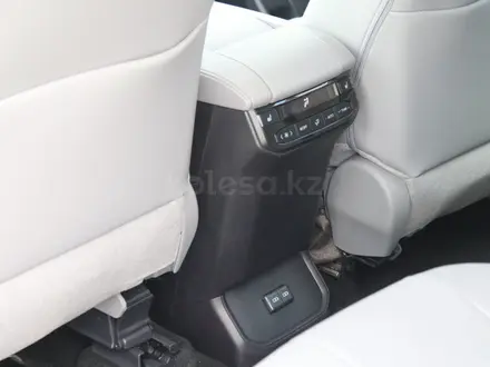 Toyota Highlander 2026 года за 39 800 000 тг. в Алматы – фото 18