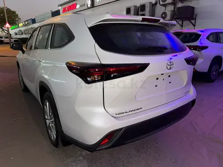 Toyota Highlander 2026 года за 39 800 000 тг. в Алматы – фото 25
