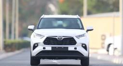 Toyota Highlander 2026 года за 39 800 000 тг. в Алматы – фото 2