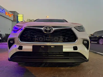 Toyota Highlander 2026 года за 39 800 000 тг. в Алматы – фото 31