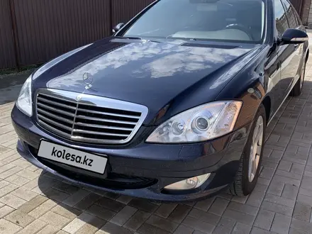 Mercedes-Benz S 350 2006 года за 6 900 000 тг. в Астана