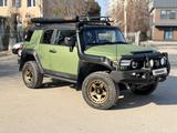 Toyota FJ Cruiser 2008 годаүшін12 000 000 тг. в Алматы – фото 2