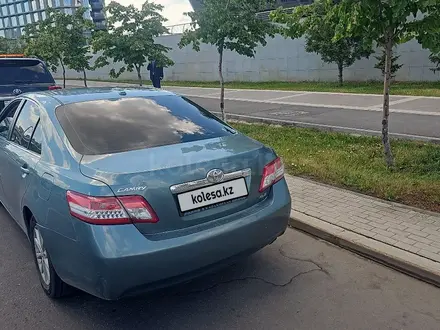 Toyota Camry, 2010