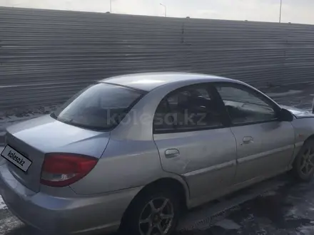 Kia Rio 2003 года за 700 000 тг. в Астана