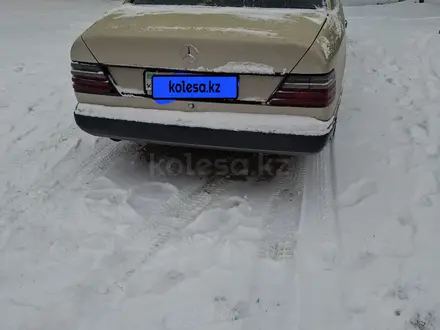 Mercedes-Benz E 230 1992 года за 1 000 000 тг. в Кызылорда – фото 4