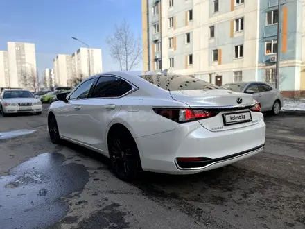 Lexus ES 250 2021 года за 29 000 000 тг. в Алматы – фото 11