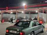 Mercedes-Benz E 200 1992 года за 850 000 тг. в Тараз – фото 3