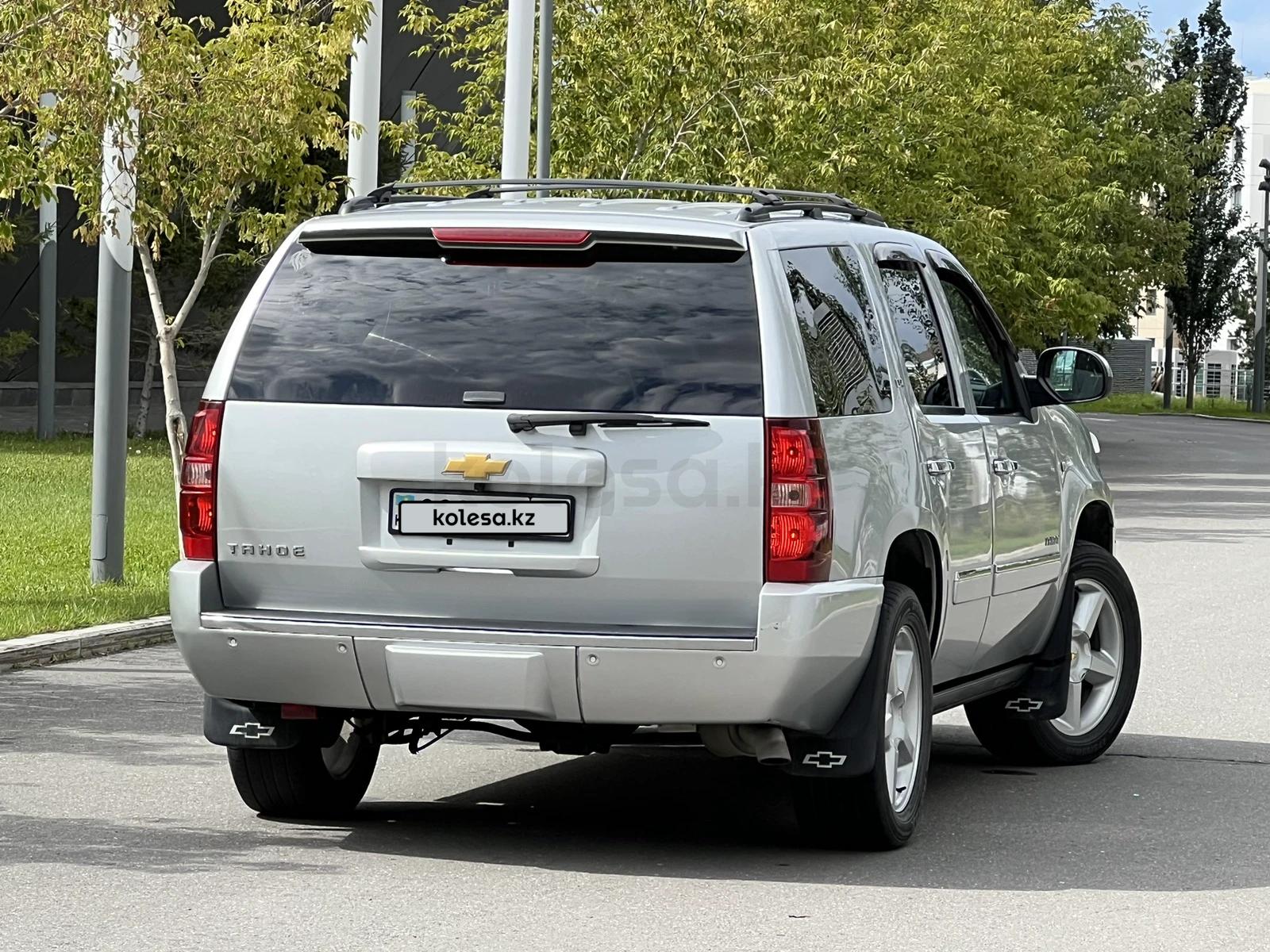 Chevrolet Tahoe 2012 г.