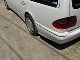Mercedes-Benz E 320 1999 года за 4 500 000 тг. в Шымкент – фото 4