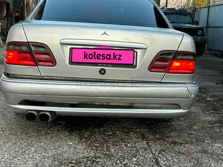 Mercedes-Benz E 280 1996 года за 3 000 000 тг. в Алматы – фото 3