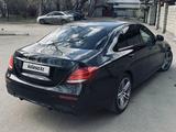 Mercedes-Benz E 200 2020 года за 13 000 000 тг. в Петропавловск – фото 4