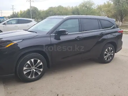 Toyota Highlander 2021 года за 22 000 000 тг. в Актобе – фото 4