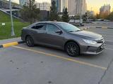 Toyota Camry 2015 годаfor10 200 000 тг. в Астана