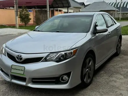 Toyota Camry 2013 года за 6 500 000 тг. в Шымкент – фото 2