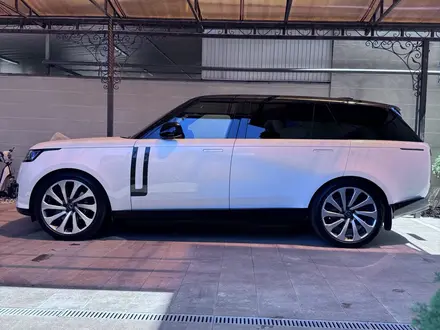Land Rover Range Rover 2023 года за 90 000 000 тг. в Алматы
