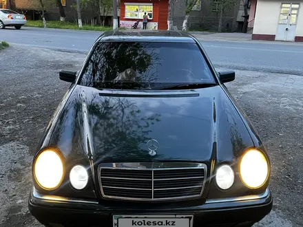 Mercedes-Benz E 230 1996 года за 2 800 000 тг. в Шымкент – фото 6