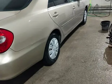 Toyota Camry 2002 года за 3 850 000 тг. в Алматы – фото 2