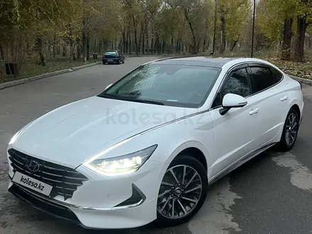 Hyundai Sonata 2021 года за 12 299 999 тг. в Астана