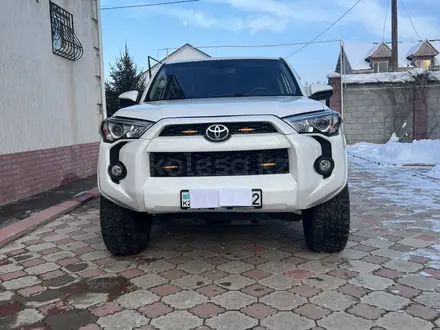 Toyota 4Runner 2018 годаүшін21 000 000 тг. в Алматы – фото 6