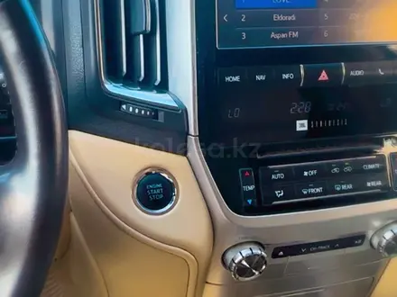 Toyota Land Cruiser 2016 года за 27 500 000 тг. в Алматы – фото 9