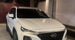 Hyundai Santa Fe 2020 года за 14 200 000 тг. в Астана