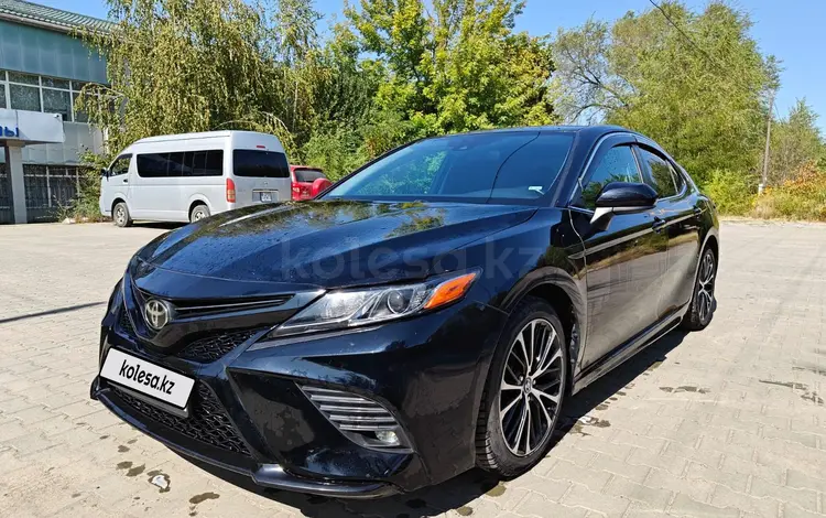 Toyota Camry 2019 годаүшін10 700 000 тг. в Алматы