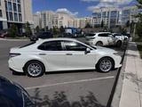 Toyota Camry 2020 года за 12 600 000 тг. в Астана – фото 3