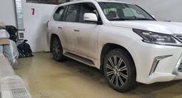 Lexus LX 570 2018 года за 55 000 000 тг. в Астана – фото 3