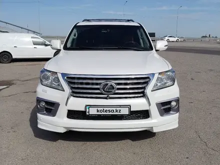 Lexus LX 570 2013 года за 24 500 000 тг. в Алматы