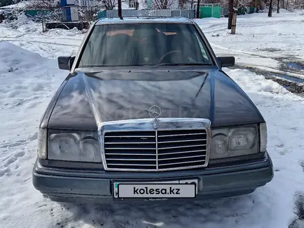 Mercedes-Benz E 230 1992 года за 2 000 000 тг. в Ушарал – фото 2