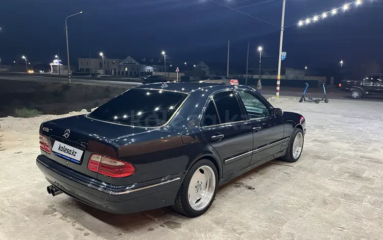 Mercedes-Benz E 280 1999 годаүшін4 800 000 тг. в Жанаозен