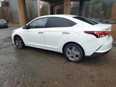 Hyundai Accent 2021 года за 9 200 000 тг. в Семей – фото 4