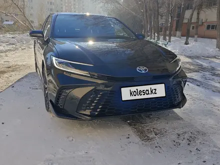 Toyota Camry 2024 года за 16 300 000 тг. в Астана – фото 2