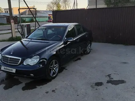 Mercedes-Benz C 200 2001 года за 2 500 000 тг. в Тараз – фото 11