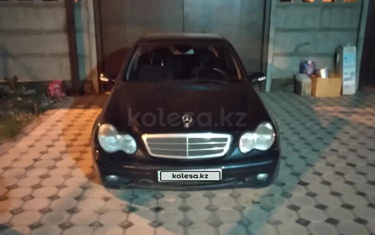 Mercedes-Benz C 200 2001 года за 2 500 000 тг. в Тараз