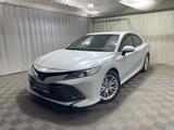 Toyota Camry Luxe 2020 года за 13 200 000 тг. в Алматы