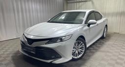 Toyota Camry Luxe 2020 года за 13 200 000 тг. в Алматы