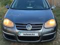 Volkswagen Jetta 2007 годаfor3 100 000 тг. в Уральск