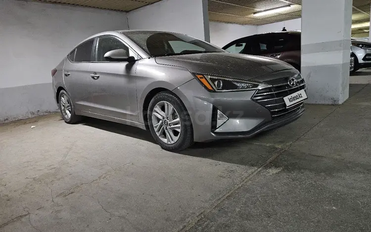 Hyundai Elantra 2019 года за 6 100 000 тг. в Уральск