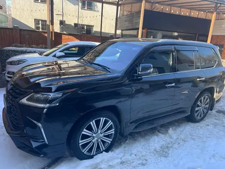 Lexus LX 570 2018 года за 50 000 000 тг. в Алматы – фото 16