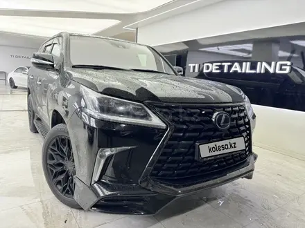 Lexus LX 570 2018 года за 50 000 000 тг. в Алматы – фото 2