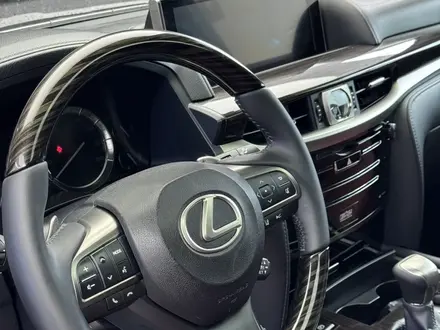 Lexus LX 570 2018 года за 50 000 000 тг. в Алматы – фото 10