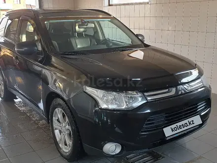 Mitsubishi Outlander 2012 года за 4 800 000 тг. в Атырау – фото 2