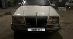 Mercedes-Benz E 320 1994 года за 3 600 000 тг. в Алматы – фото 3