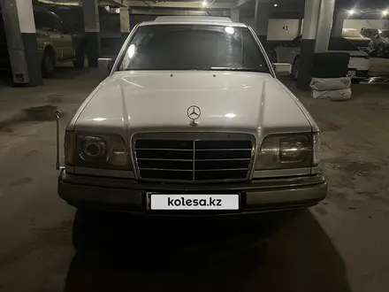 Mercedes-Benz E 320 1994 годаүшін3 600 000 тг. в Алматы – фото 3