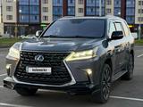 Lexus LX 570 2016 года за 33 500 000 тг. в Астана