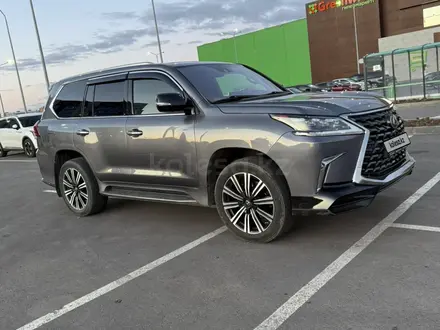 Lexus LX 570 2016 года за 33 500 000 тг. в Астана – фото 4